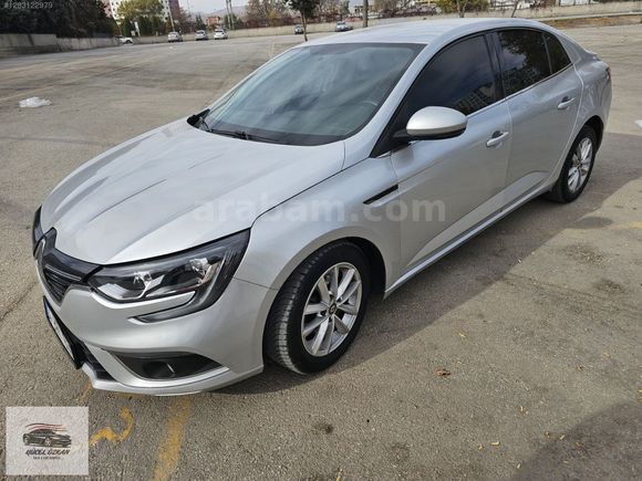 RENAULT MEGANE 1.5 BLEDC TOUCH OTOMATİK