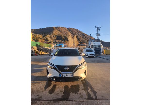 Sahibinden Nissan Qashqai 1.3 DIG-T  desingpack 2022 Model