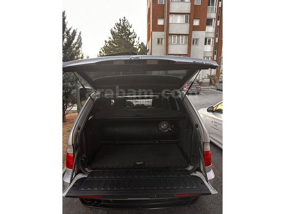 EMSALSİZ İÇ KOZMETİK - FIRSAT ARACI - 2003 BMW X5 4.4i