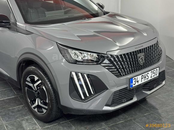 PEUGEOT 2008 | 1.2 HYBRİD 145 HP | HATASIZ BOYASIZ | CAM TAVAN