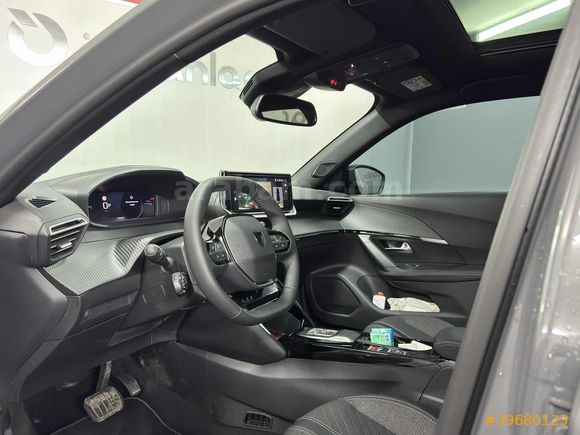PEUGEOT 2008 | 1.2 HYBRİD 145 HP | HATASIZ BOYASIZ | CAM TAVAN