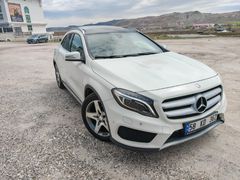 ilk Sahibinden Mercedes - Benz GLA 200 AMG 2015 Model  224.000 km Beyaz