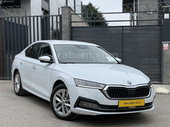 SKODA OCTAVİA 1.0 e-TEC PREMİUM