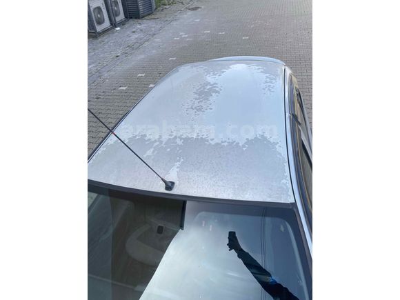 Sahibinden Renault Clio 1.4 RNA 2000 Model 