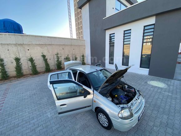 Sahibinden Renault Clio 1.4 RNA 2000 Model 