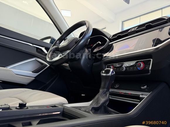 AUDİ Q3 ADVANCED 35 TFSI / 2021-12.AY ÇKŞ / HATASIZ-BOYASIZ ..