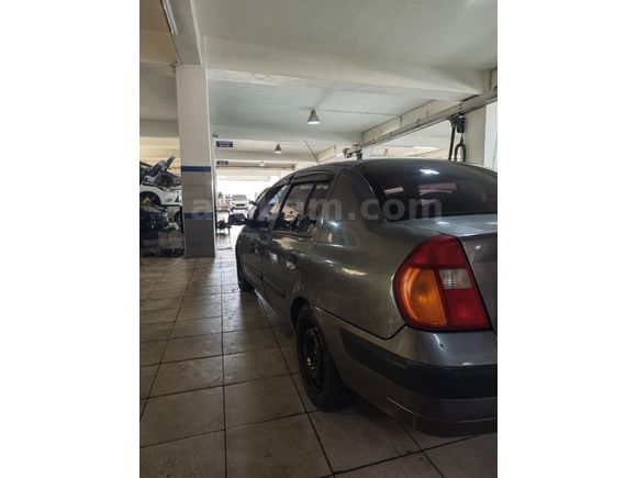 Sahibinden Renault Clio 1.4 Authentique 2004 Model