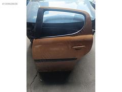 peugot 207 sol arka kapı sökme dolu orj