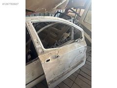 FORD TOURNEO KURYER SAĞ ÖN KAPI ÇIKMA