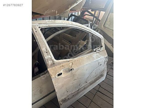 FORD TOURNEO KURYER SAĞ ÖN KAPI ÇIKMA
