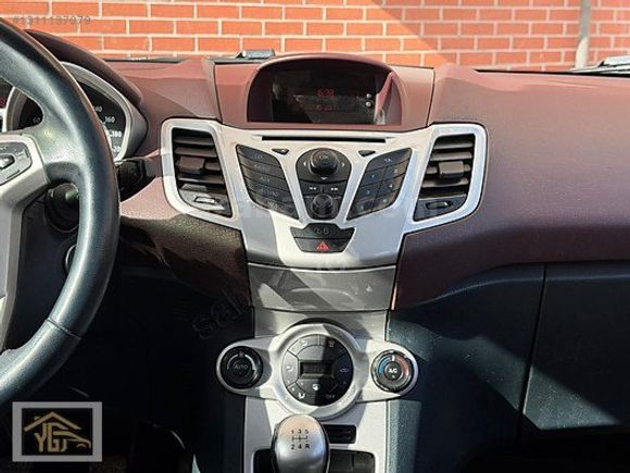 2012 MODEL 1.4 TDCİ TİTANİUM FORD FİESTA DEĞİŞENSİZ