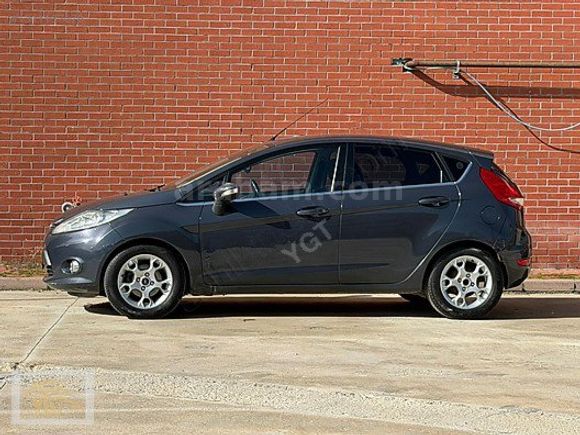 2012 MODEL 1.4 TDCİ TİTANİUM FORD FİESTA DEĞİŞENSİZ
