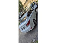 Uygun fiyata model  dizel otomatik 136beygir çok temiz masrafsız