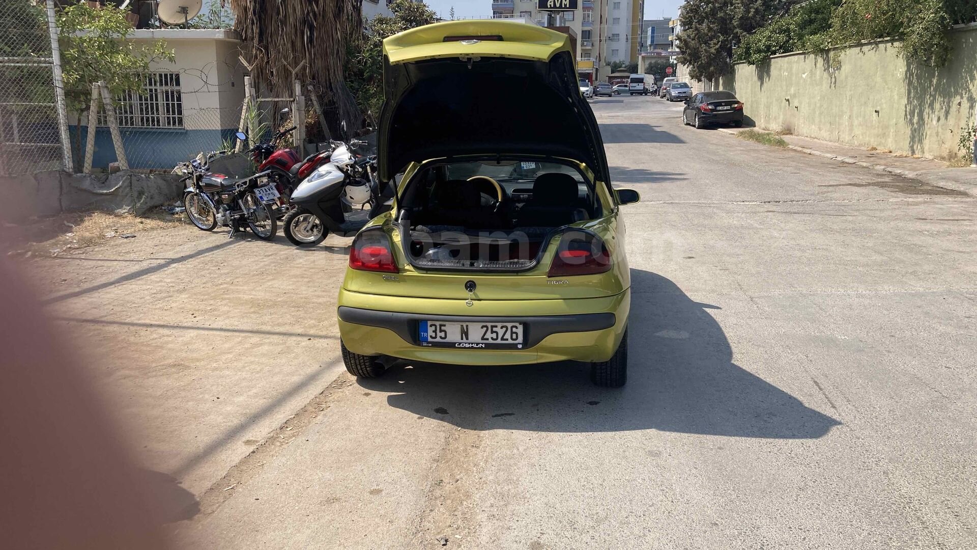 Sahibinden Opel Tigra 1.6 1998 Model Mersin 240.000 km Sarı 4