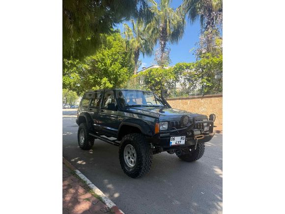 Sahibinden Jeep Cherokee 4.0 1990 Model 
