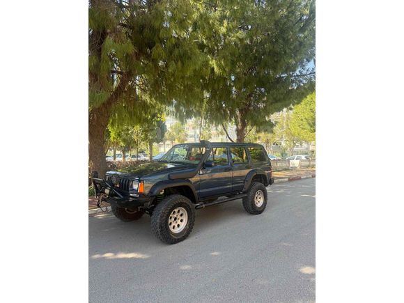 Sahibinden Jeep Cherokee 4.0 1990 Model 