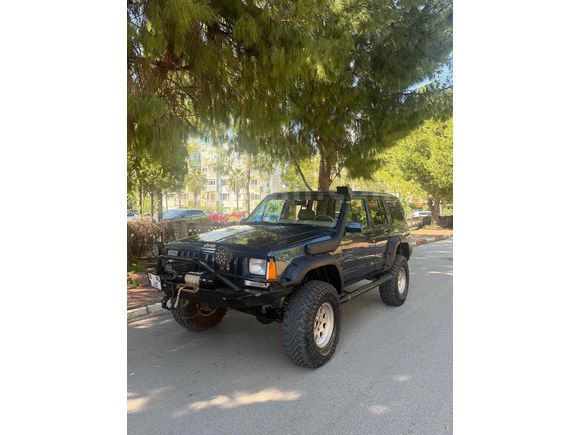 Sahibinden Jeep Cherokee 4.0 1990 Model 