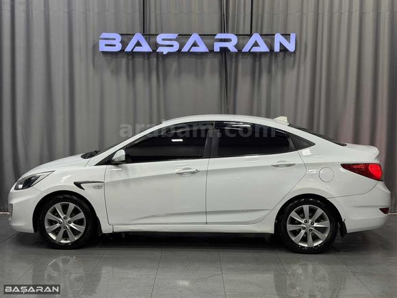 BAŞARAN'DAN 2015 HYUNDAİ ACCENT BLUE MODE PLUS 225.000 PEŞİNATLA