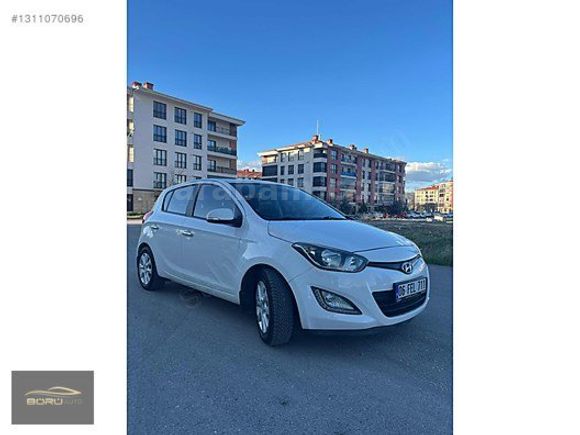 BÖRÜ AUTO dan km düşük hyundai i20