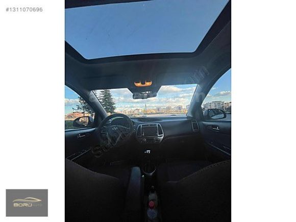 BÖRÜ AUTO dan km düşük hyundai i20