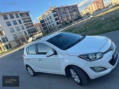 BÖRÜ AUTO dan km düşük hyundai i20