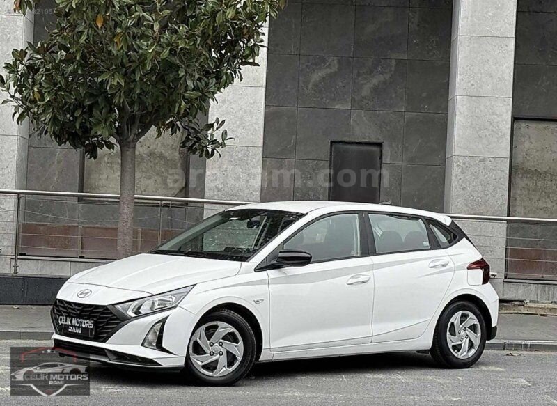 %50 PEŞİNLE ELDEN TAKSİT-KREDİ-KARTA 18 AY-2024 HYUNDAİ İ20