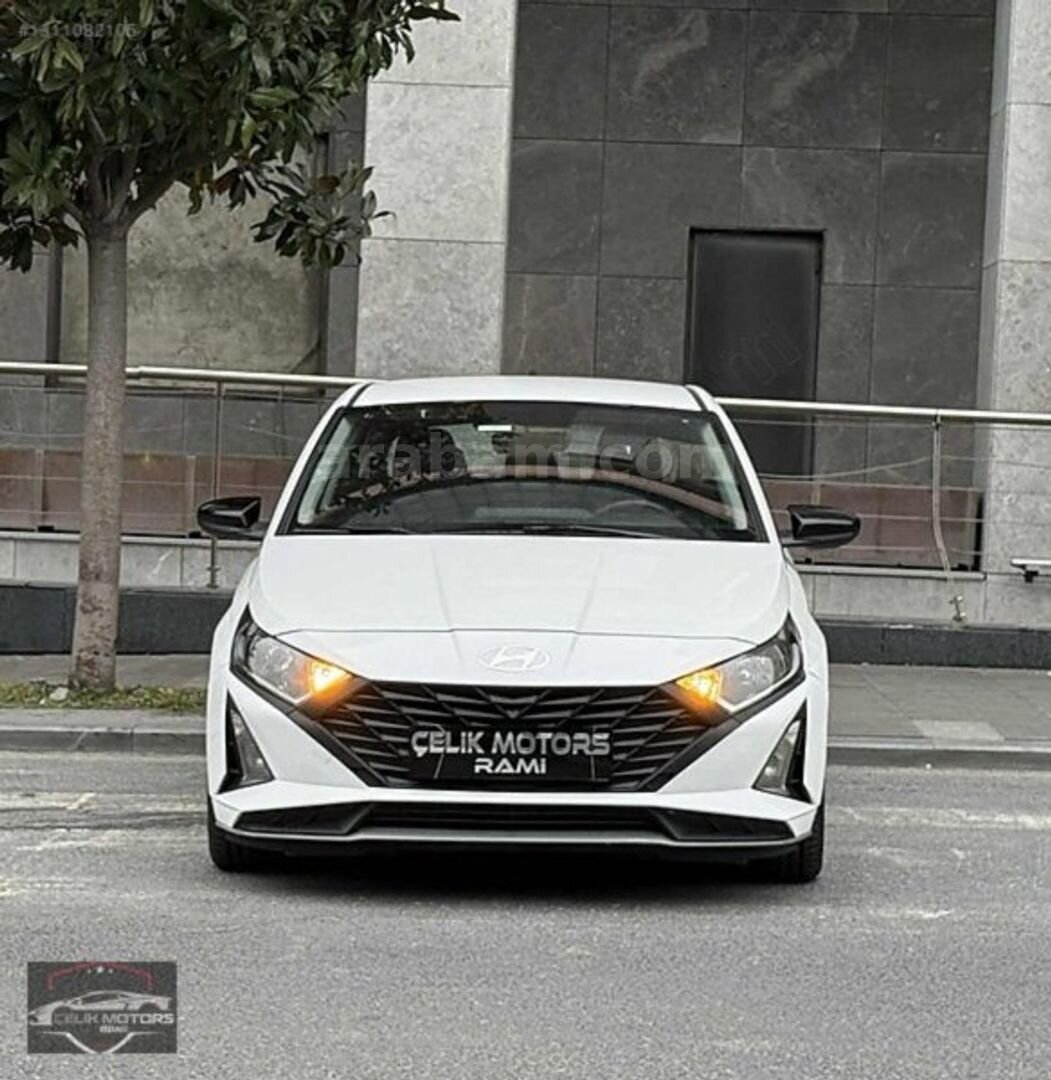 %50 PEŞİNLE ELDEN TAKSİT-KREDİ-KARTA 18 AY-2024 HYUNDAİ İ20 2