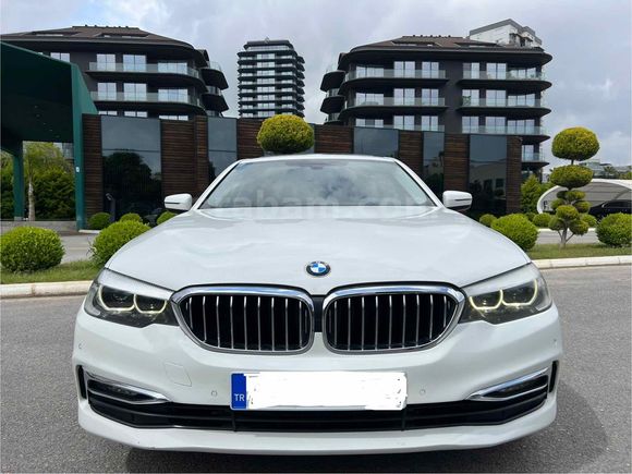 Sahibinden Orijinal BMW  520i Luxury Line  