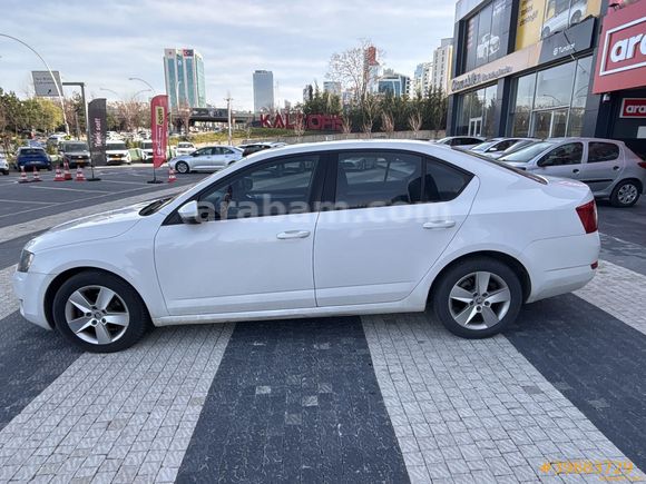 Galeriden Skoda Octavia 1.6 TDI Optimal 2016 Model Kocaeli 172.565 km Beyaz