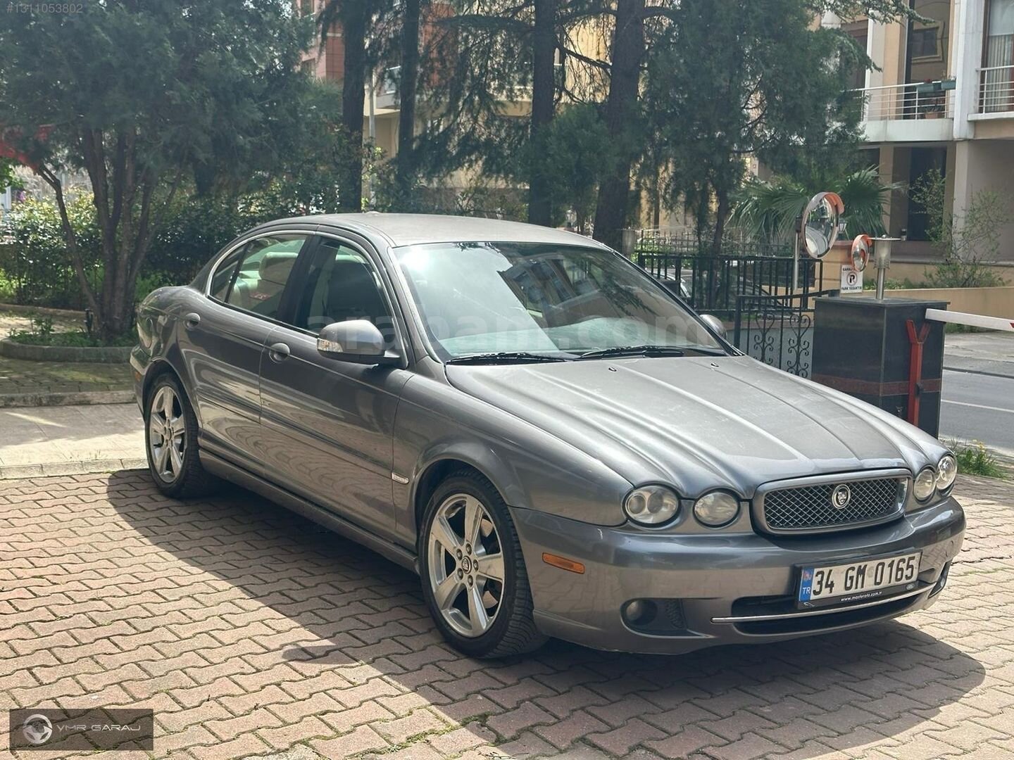 Galeriden Jaguar X-Type 2.2 D Executive 2009 Model İstanbul 245.000 km Şampanya 1
