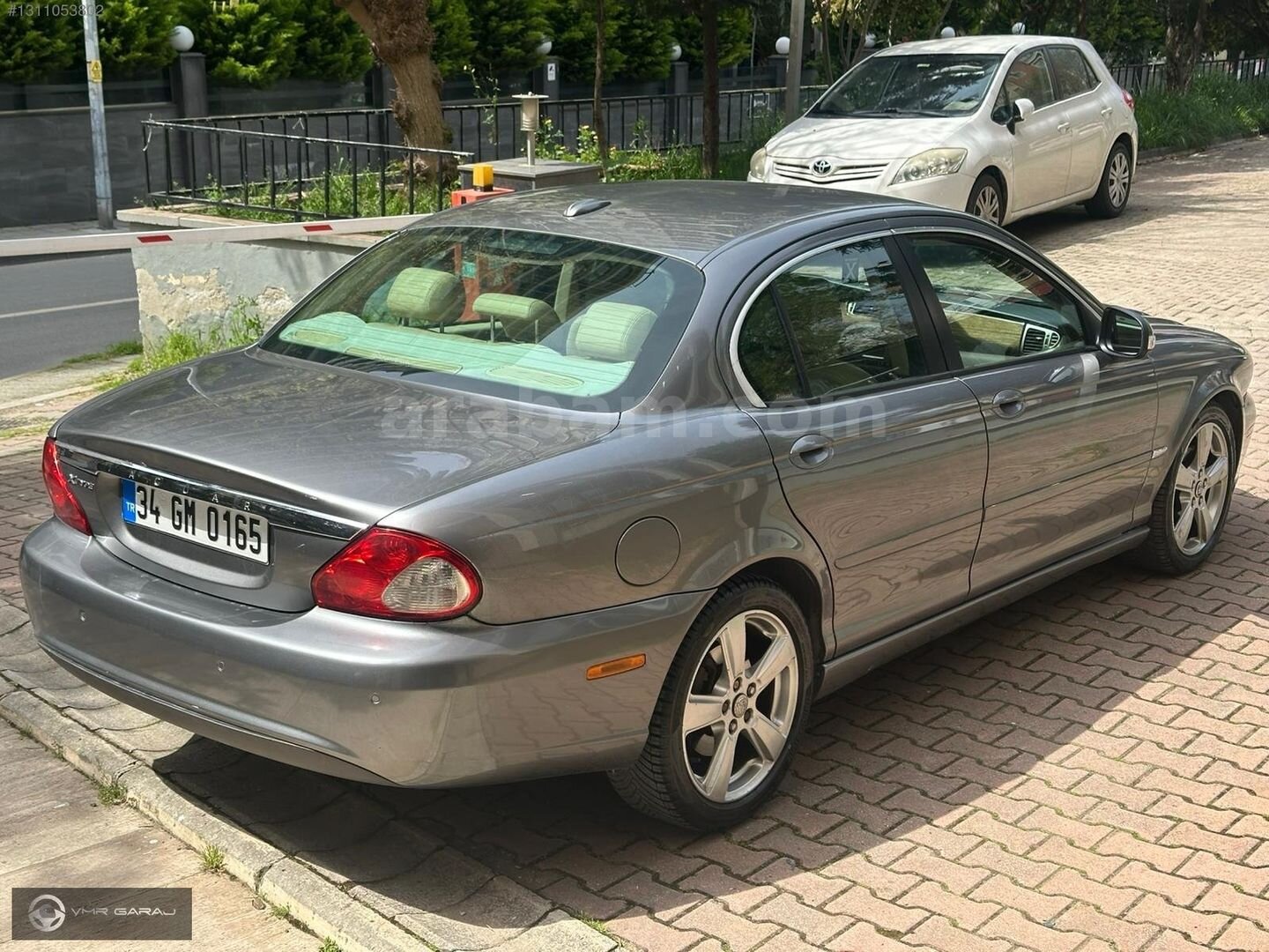 Galeriden Jaguar X-Type 2.2 D Executive 2009 Model İstanbul 245.000 km Şampanya 4
