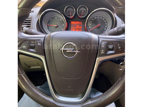 Sahibinden Opel Insignia 2.0 CDTI Edition Elegance 2012 Model