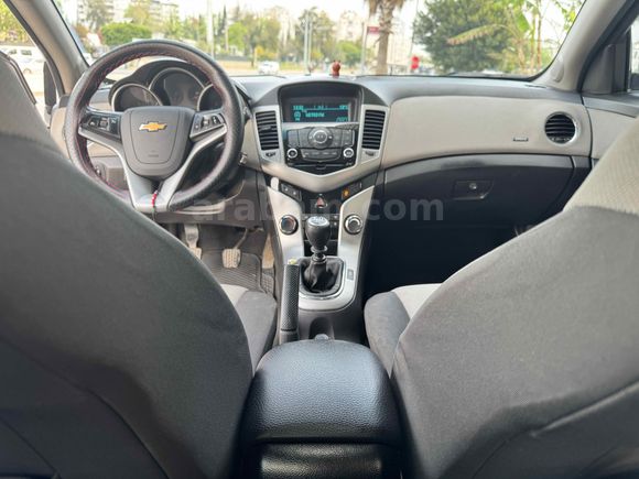 Sahibinden Chevrolet Cruze 1.6 Design Edition Plus 2011 Model 