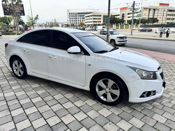 Sahibinden Chevrolet Cruze 1.6 Design Edition Plus 2011 Model 