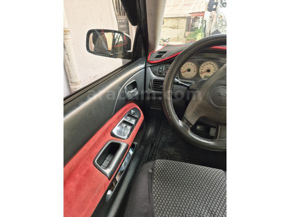 Sahibinden Mitsubishi Lancer 1.6 Invite 2006 Model  329.000 km Siyah