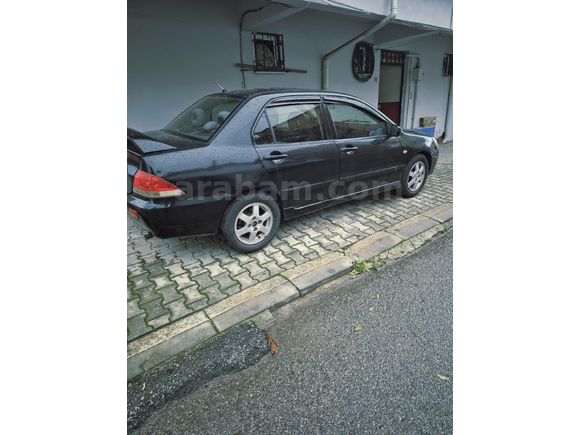 Sahibinden Mitsubishi Lancer 1.6 Invite 2006 Model  329.000 km Siyah