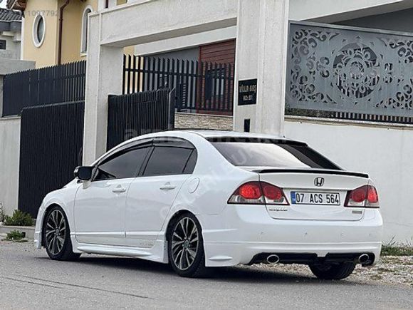 BEYAZ OTOMATİK KAZASIZ KREDİ KARTI ÇEKİLİR TAKAS OLUR