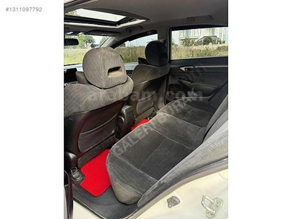 BEYAZ OTOMATİK KAZASIZ KREDİ KARTI ÇEKİLİR TAKAS OLUR