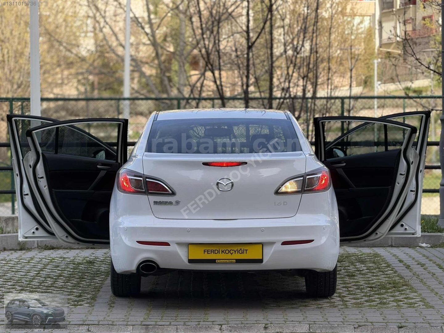 Galeriden Mazda 3 1.6 Impressive 2012 Model Ankara 197.000 km Beyaz 5