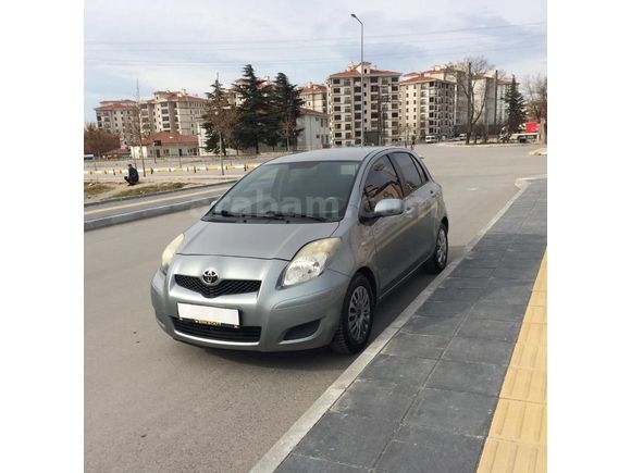 Sahibinden Toyota Yaris 1.33 Terra Sporty 2010 Model Çorum 232.000 km Yeşil (metalik)
