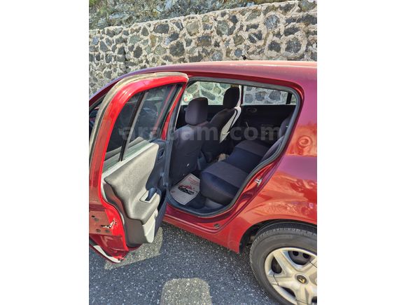 Sahibinden Renault Megane 1.4 Authentique 2005 Model