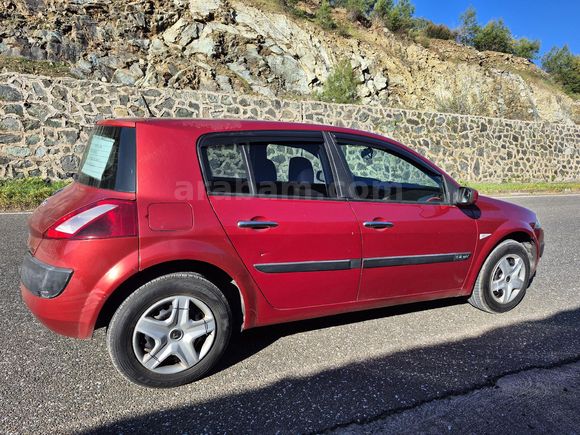 Sahibinden Renault Megane 1.4 Authentique 2005 Model