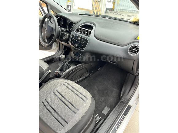 Sahibinden Fiat Punto EVO 1.4 Fire Dynamic 2011 Model  238.000 km Diğer