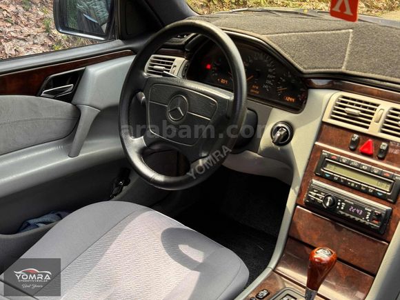 YOMRA | 1997 MERCEDES E200 ELEGANCE+SUNROOF+KLİMA+EMSALSİZ TEMİZ