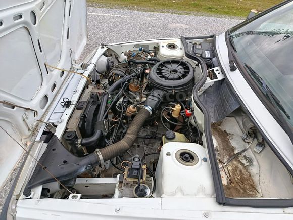 1994 MODEL RENAULT BROADWAY.