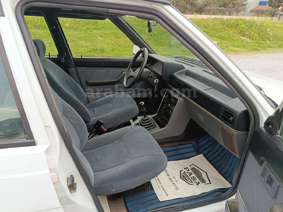 1994 MODEL RENAULT BROADWAY.
