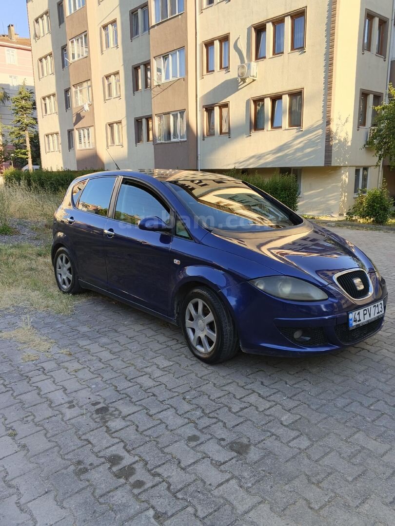 Sahibinden Seat Altea 1.6 Stylance 2005 Model Kocaeli 306.000 km Lacivert 6