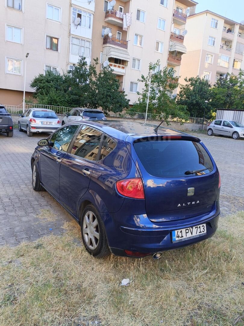 Sahibinden Seat Altea 1.6 Stylance 2005 Model Kocaeli 306.000 km Lacivert 7