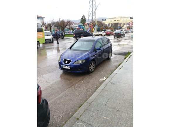 Sahibinden Seat Altea 1.6 Stylance 2005 Model  305.000 km Lacivert