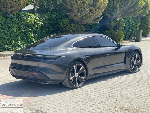 HATASIZ BOYASIZ 2021 PORSCHE TAYCAN 4S PERFORMANS PLUS 70.000 KM